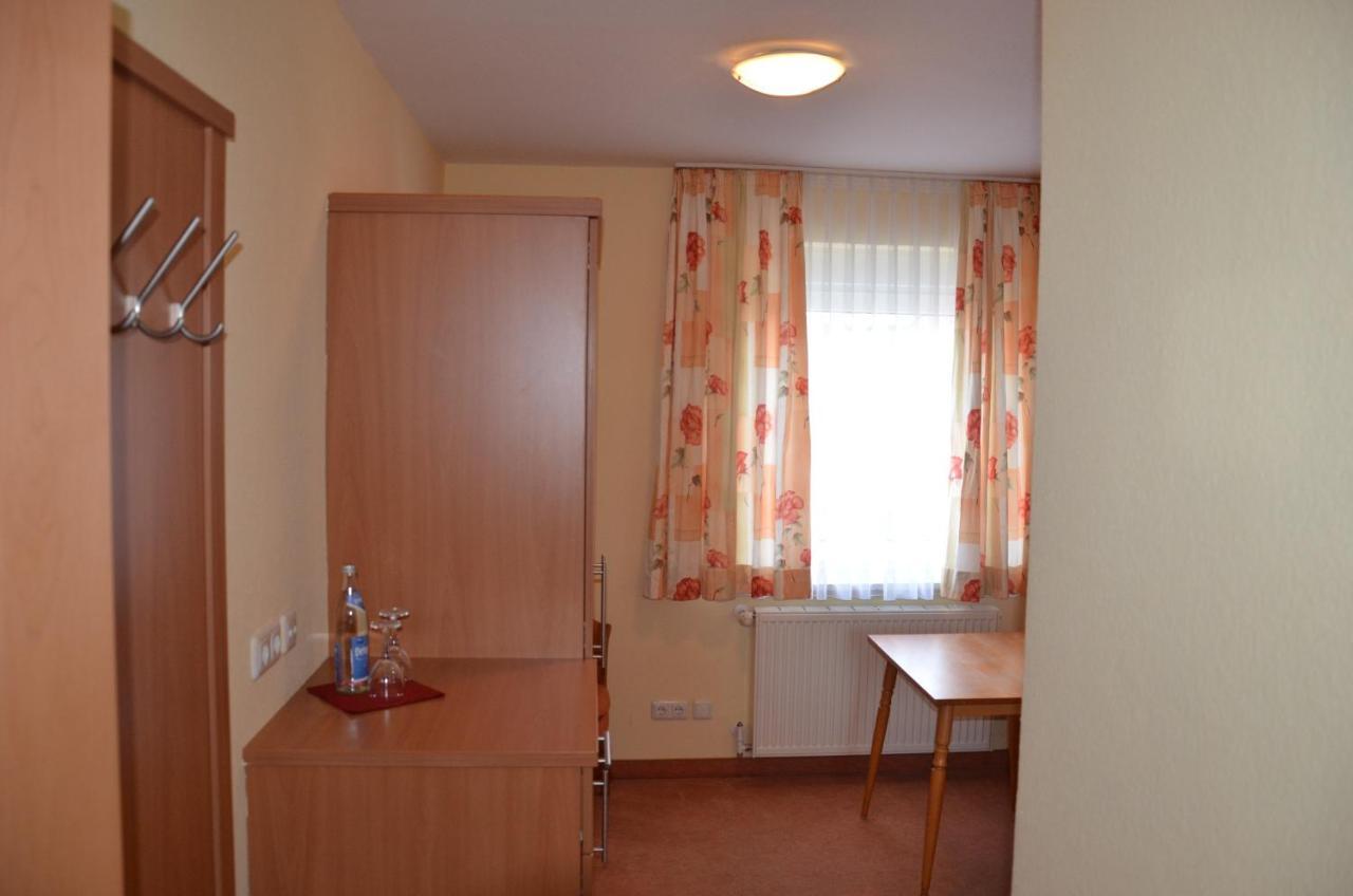 Gasthof Hirsch Betzigau Habitación foto